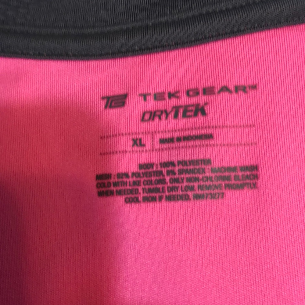 Work out top - Picture 2 of 4